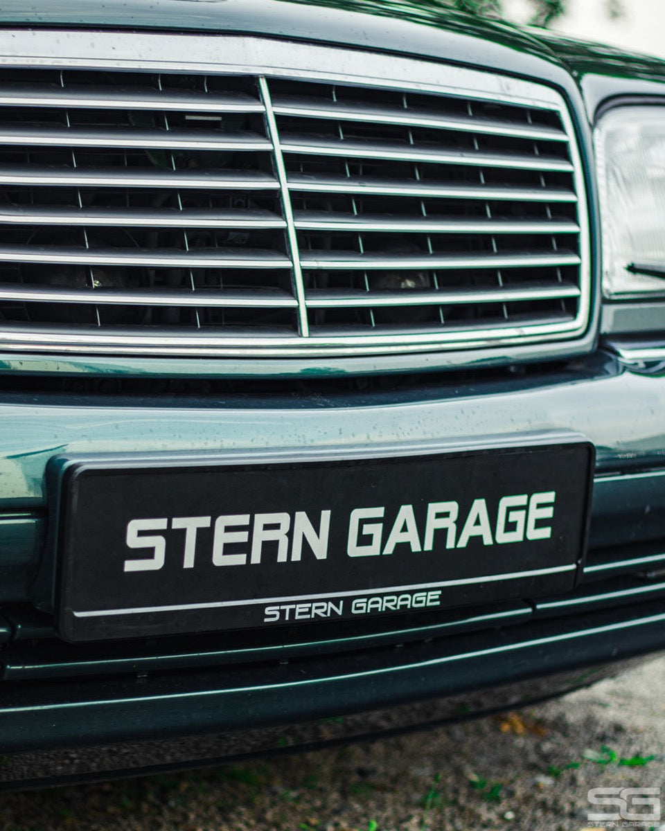 Stern Garage Kennzeichenhalter-Satz Stern Garage